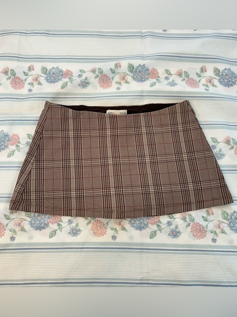 Y2K Preppy Academia Brown Beige Plaid Micro Mini Skirt by Aeropostale